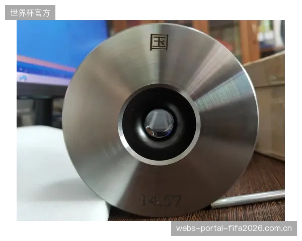 超越数字防伪,利用DLC涂层在模具上实现的微观纹理,正成为高端体育纪念品防伪的新方向 超越数字防伪,利用DLC涂层在模具上实现的微观纹理,正成为高端体育纪念品防伪的新方向